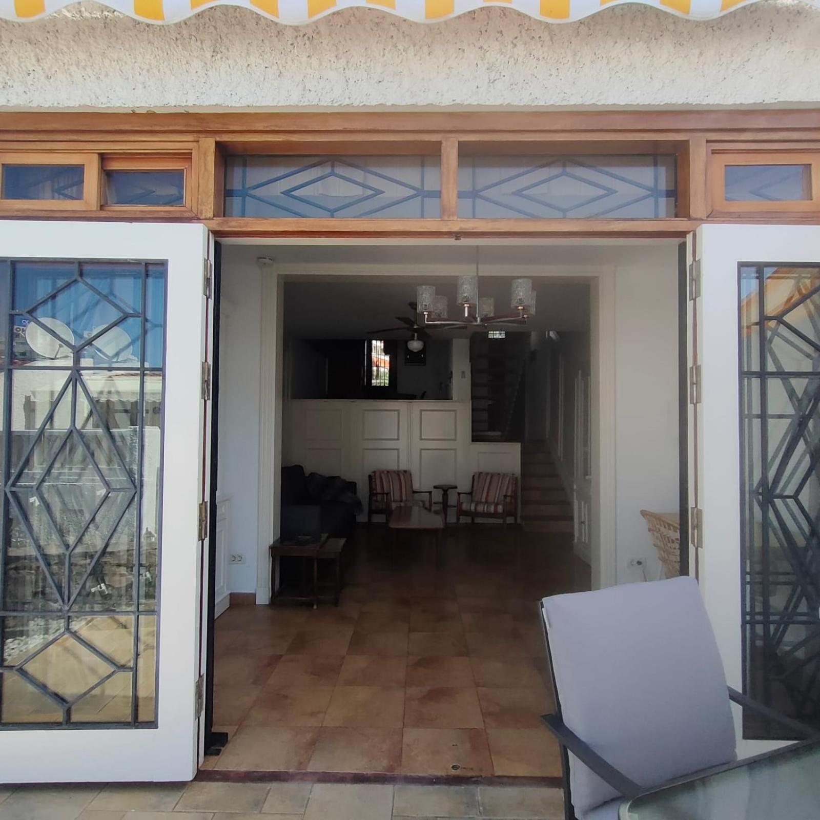 Quiet Duplex Close To The